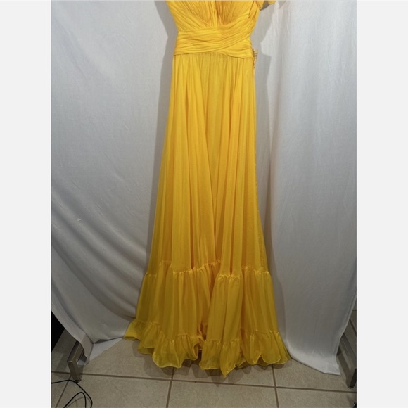 NWT $598‎ Mac Duggal [ 2 ] Ruffle Tiered Cutout Chiffon Gown Sunshin Yellow - Picture 6 of 15